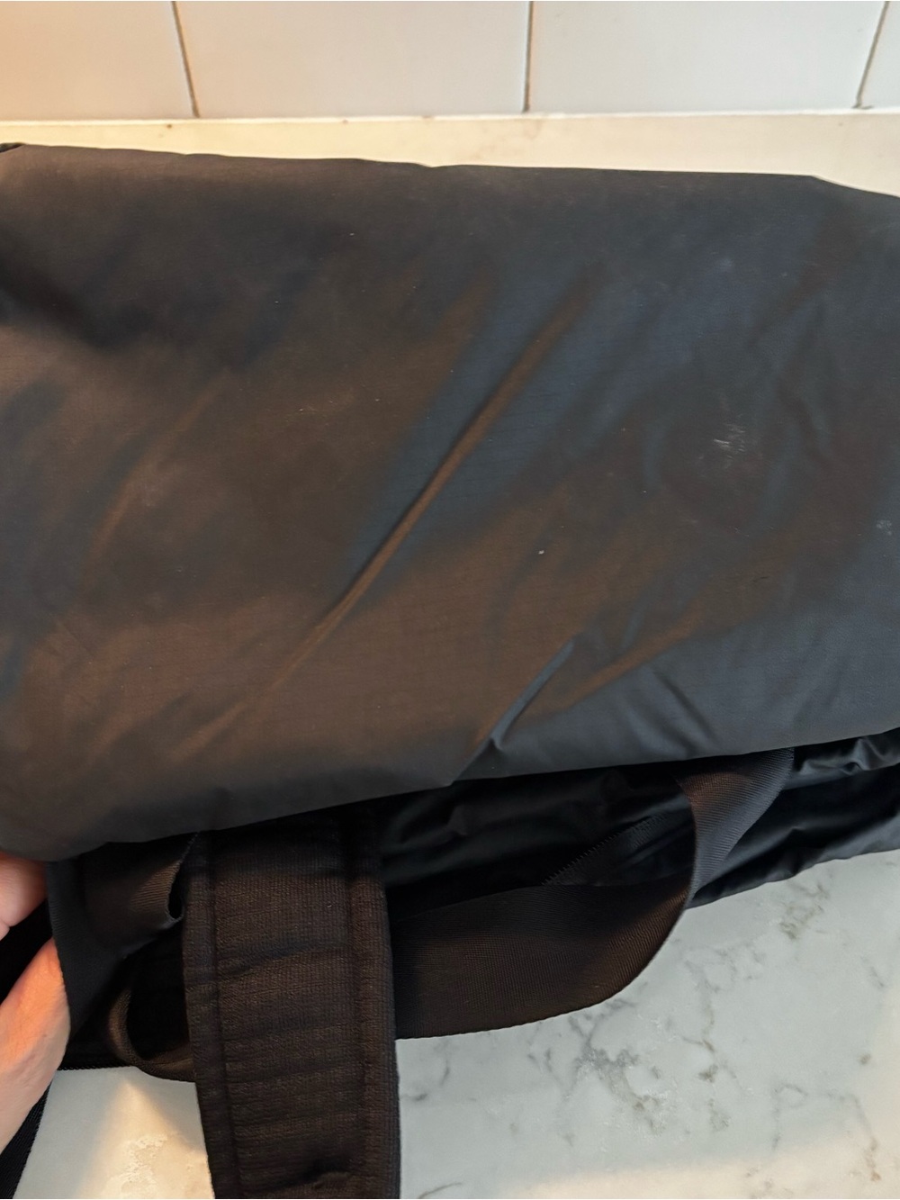 Patagonia Blackhole Tote/Backpack - Picture 6 of 6